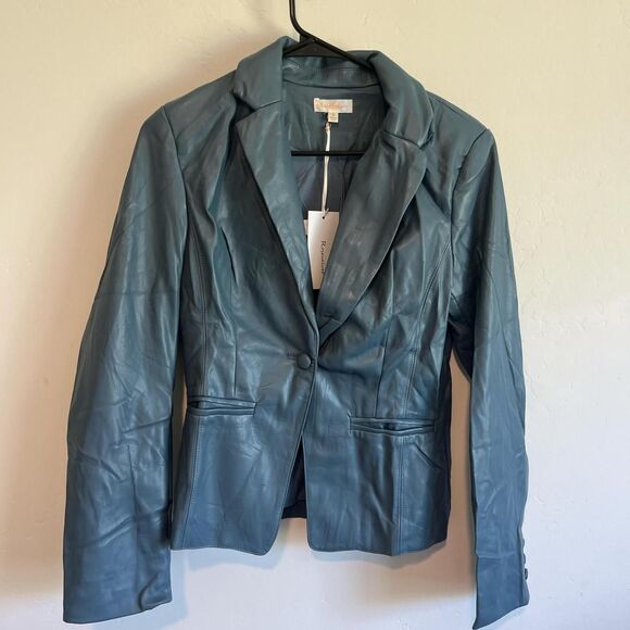 NWT grey blue vegan leather blazer from the brand Rosevelvet in a size medium - Picture 1 of 5